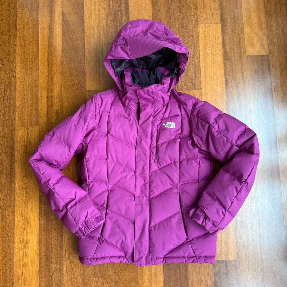 The North Face Bold Pink Women’s Ski Jacket - 600 goose fill, insulated